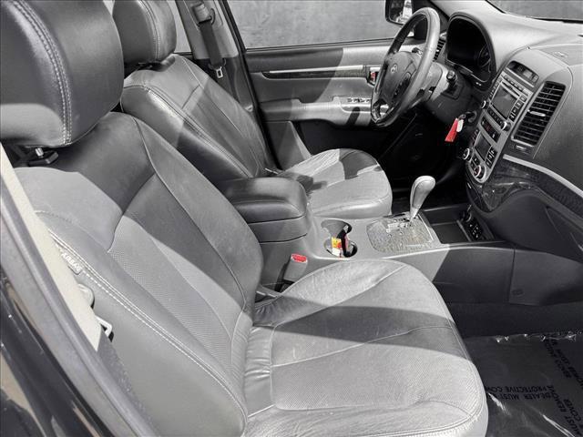 used 2009 Hyundai Santa Fe car, priced at $6,798