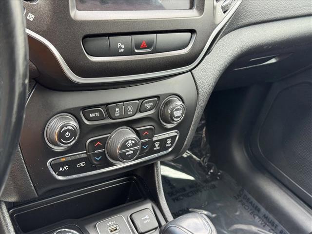 used 2019 Jeep Cherokee car, priced at $15,698