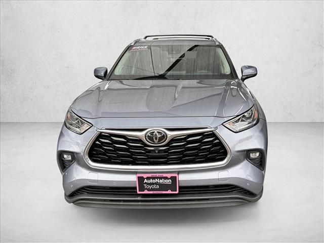 used 2021 Toyota Highlander car, priced at $37,798
