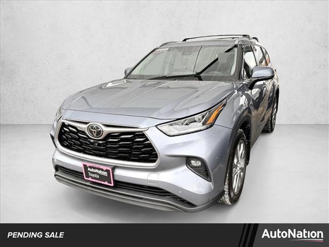 used 2021 Toyota Highlander car, priced at $37,798
