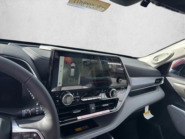 new 2026 Toyota Highlander car, priced at $56,392
