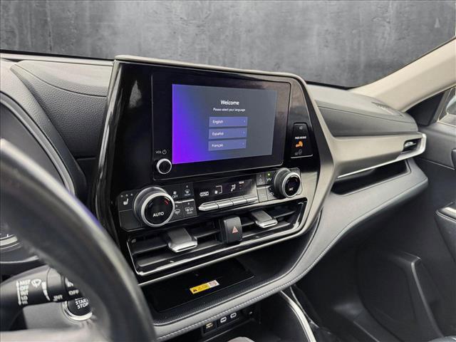 used 2023 Toyota Highlander car, priced at $39,398