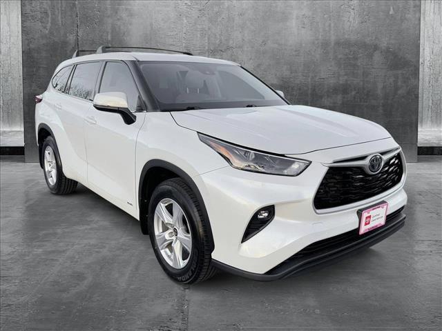 used 2022 Toyota Highlander Hybrid car, priced at $37,998