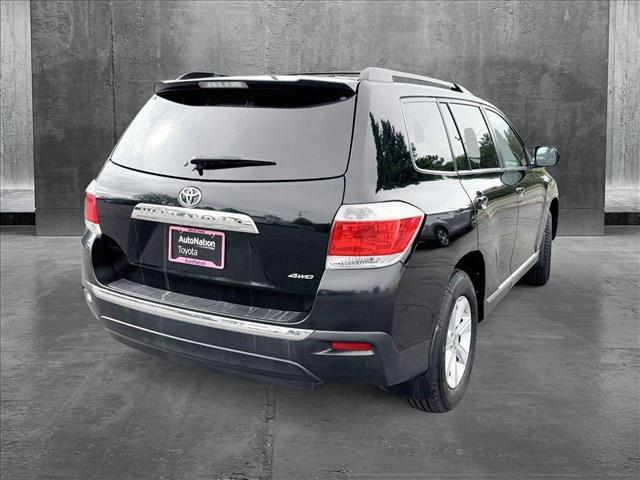 used 2013 Toyota Highlander car, priced at $9,749