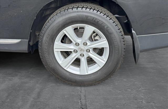 used 2013 Toyota Highlander car, priced at $9,749