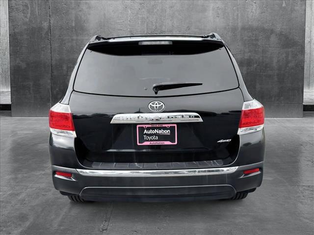 used 2013 Toyota Highlander car, priced at $9,749