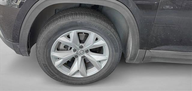 used 2018 Volkswagen Atlas car, priced at $13,998