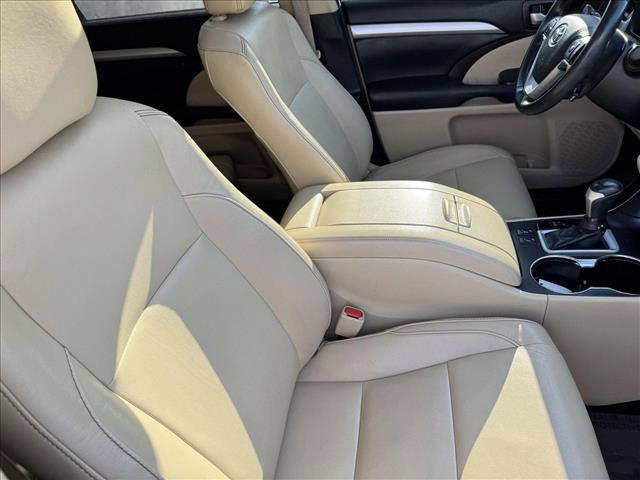 used 2017 Toyota Highlander car, priced at $29,798