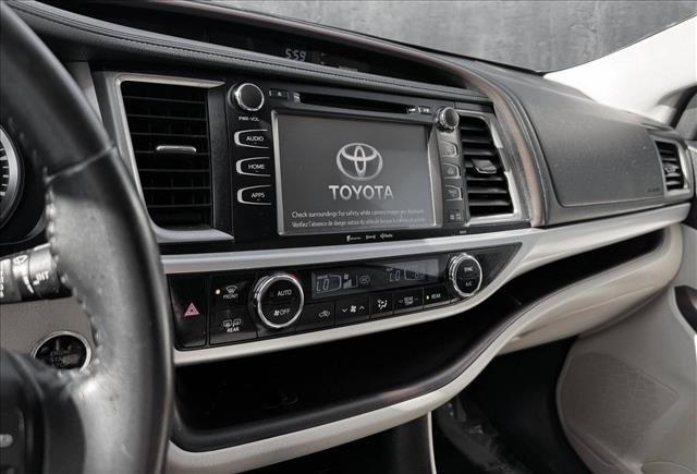 used 2017 Toyota Highlander car, priced at $29,798