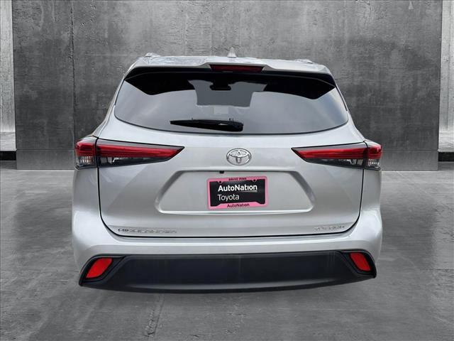 used 2023 Toyota Highlander car, priced at $39,498