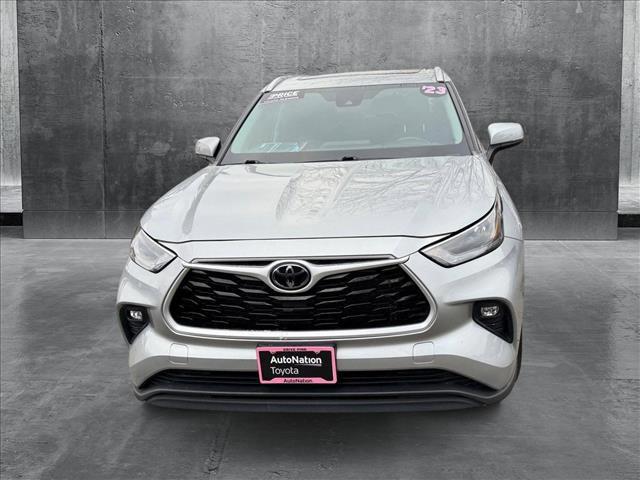 used 2023 Toyota Highlander car, priced at $39,498