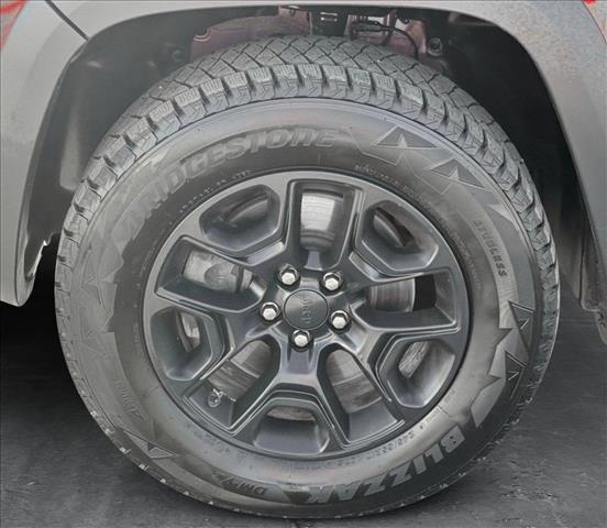 used 2020 Jeep Cherokee car, priced at $21,798