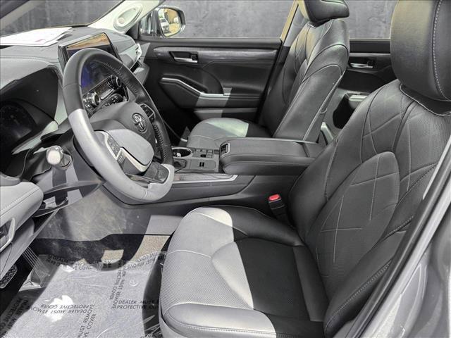 used 2025 Toyota Highlander Hybrid car, priced at $56,798
