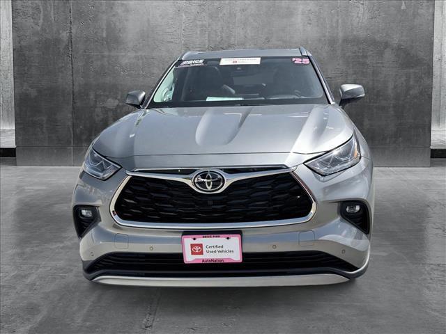 used 2025 Toyota Highlander Hybrid car, priced at $56,798