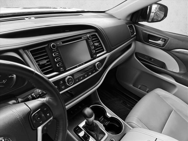 used 2018 Toyota Highlander car, priced at $33,797