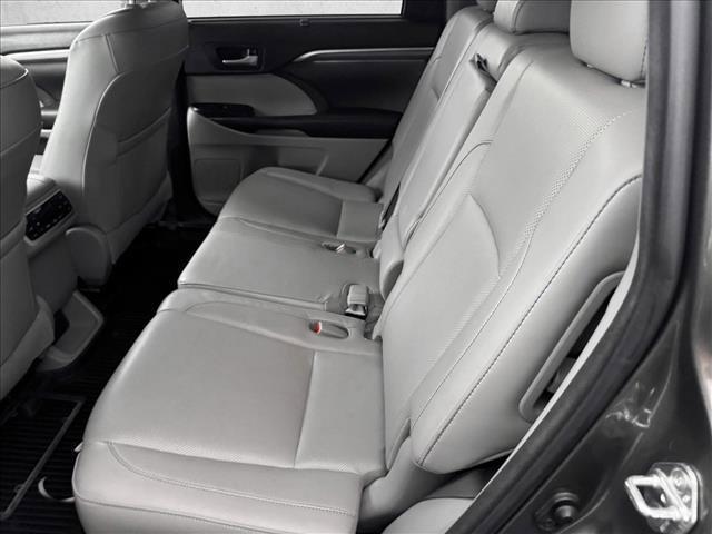 used 2018 Toyota Highlander car, priced at $33,797