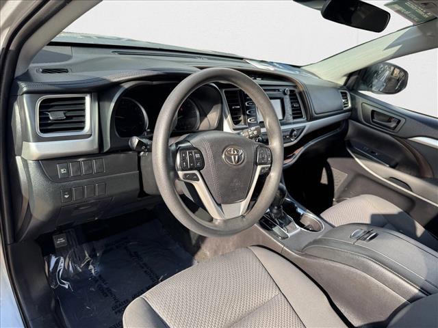 used 2019 Toyota Highlander car, priced at $24,998