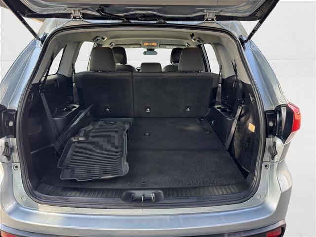 used 2019 Toyota Highlander car, priced at $24,998