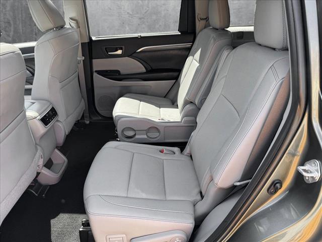 used 2019 Toyota Highlander car, priced at $33,999