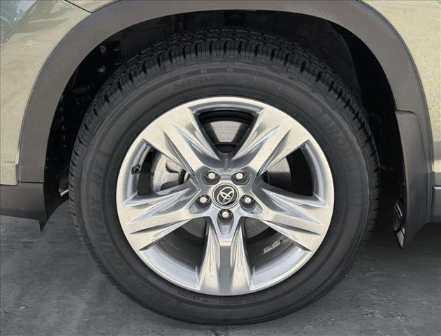 used 2019 Toyota Highlander car, priced at $33,999