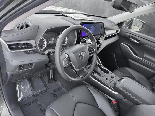 used 2024 Toyota Highlander car, priced at $46,798