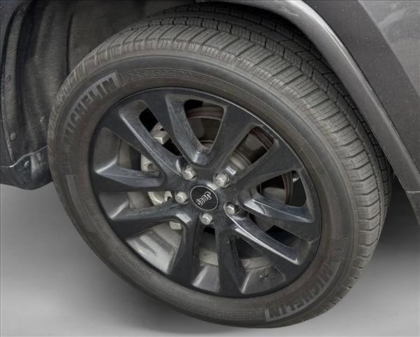 used 2019 Jeep Grand Cherokee car, priced at $18,798