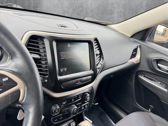 used 2015 Jeep Cherokee car, priced at $11,798