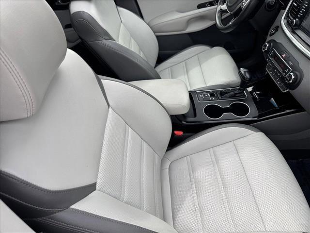 used 2019 Kia Sorento car, priced at $18,798
