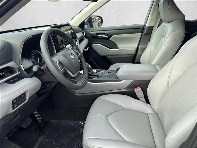 new 2026 Toyota Highlander car, priced at $49,472