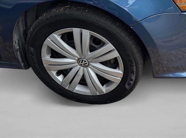 used 2017 Volkswagen Jetta car, priced at $9,998