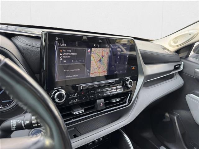 used 2021 Toyota Highlander Hybrid car, priced at $33,398