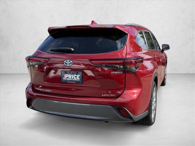 used 2023 Toyota Highlander Hybrid car, priced at $40,998