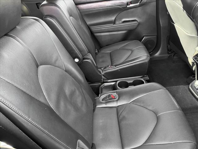 used 2023 Toyota Highlander Hybrid car, priced at $40,998