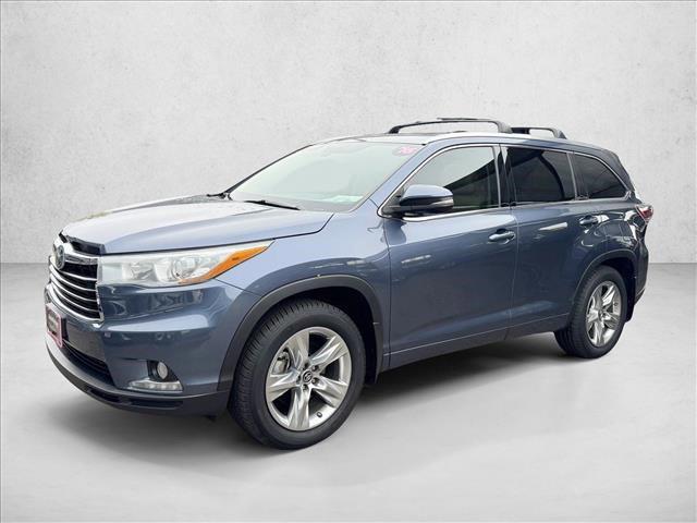used 2016 Toyota Highlander car, priced at $26,798