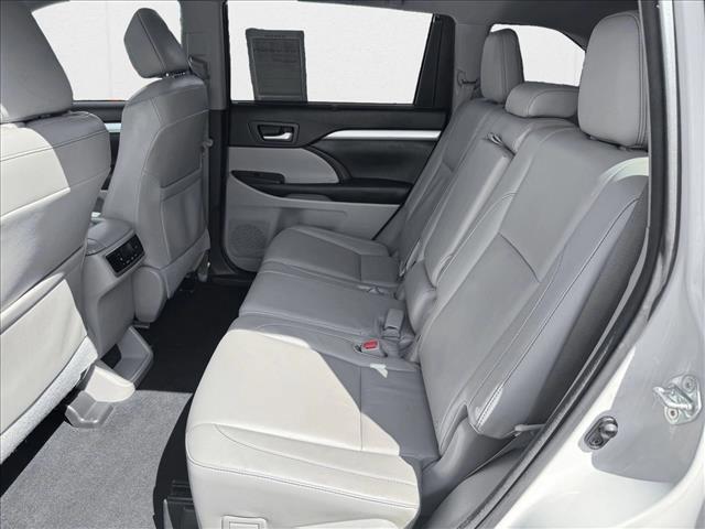 used 2015 Toyota Highlander car, priced at $19,998