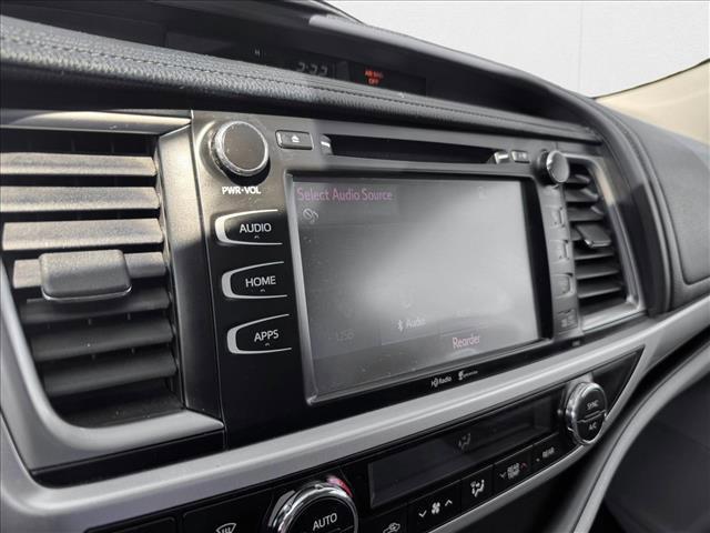 used 2015 Toyota Highlander car, priced at $19,998