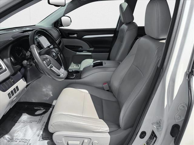 used 2015 Toyota Highlander car, priced at $19,998