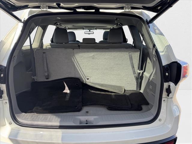 used 2015 Toyota Highlander car, priced at $19,998