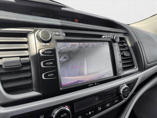used 2015 Toyota Highlander car, priced at $19,998