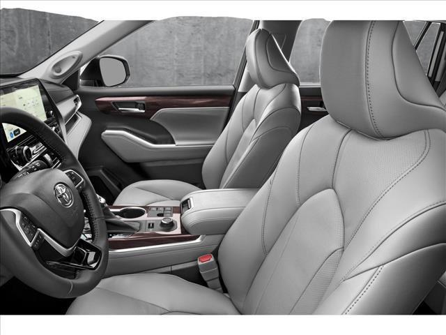 new 2025 Toyota Highlander car, priced at $51,703