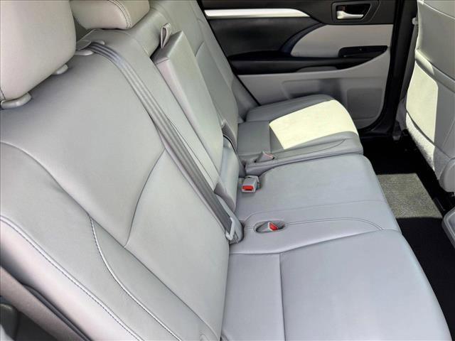 used 2018 Toyota Highlander car, priced at $28,749