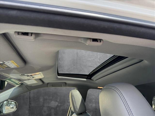used 2018 Toyota Highlander car, priced at $28,749