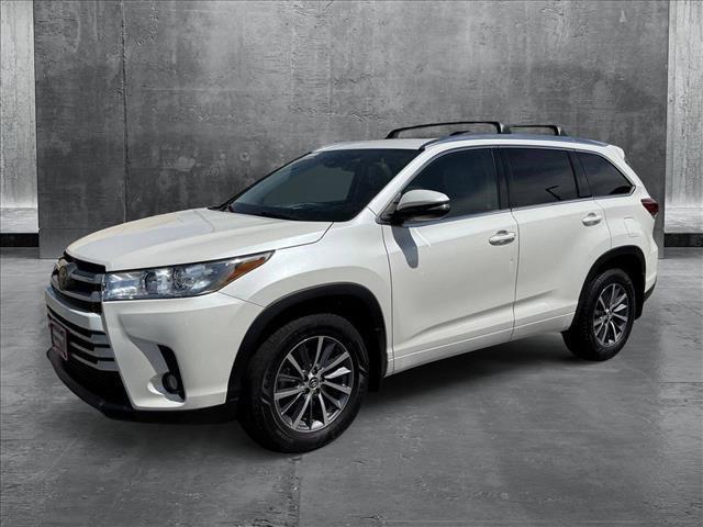 used 2018 Toyota Highlander car, priced at $28,749