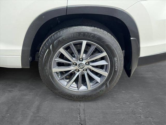 used 2018 Toyota Highlander car, priced at $28,749
