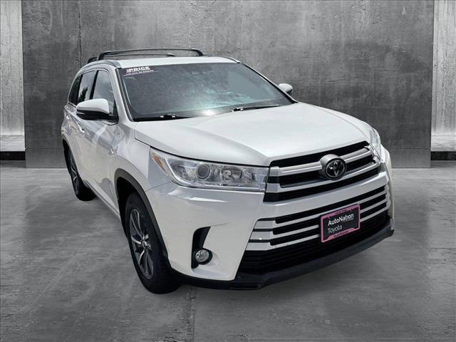 used 2018 Toyota Highlander car, priced at $28,749