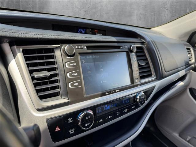 used 2018 Toyota Highlander car, priced at $28,749