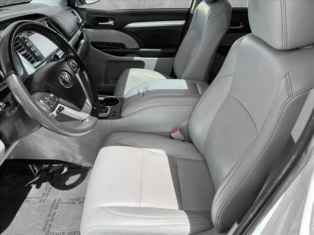used 2018 Toyota Highlander car, priced at $28,749