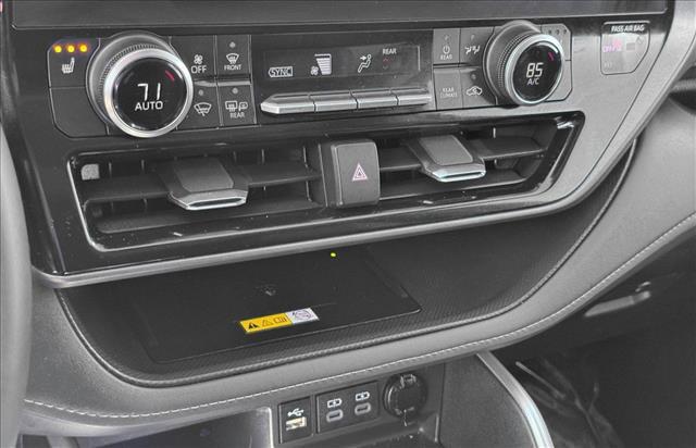 used 2024 Toyota Highlander car, priced at $46,798