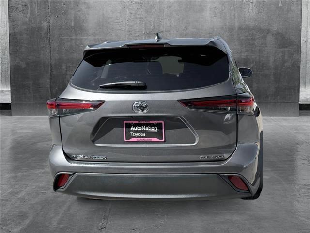 used 2024 Toyota Highlander car, priced at $46,798