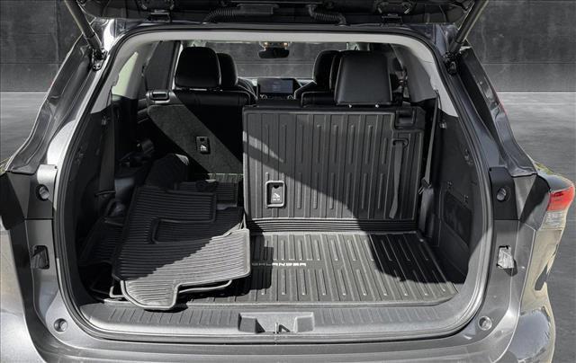 used 2024 Toyota Highlander car, priced at $46,798